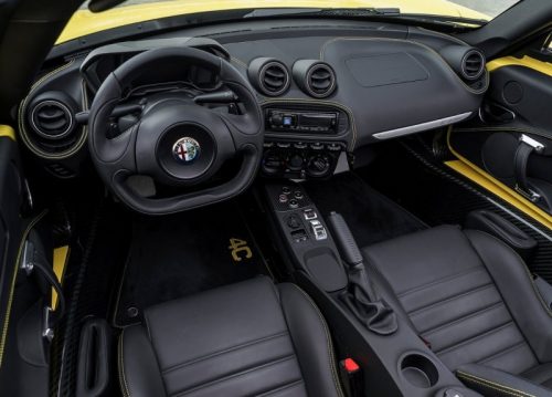 ALFA ROMEO 4C SPIDER interior